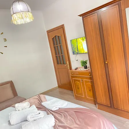 Daire Place Square 21 *