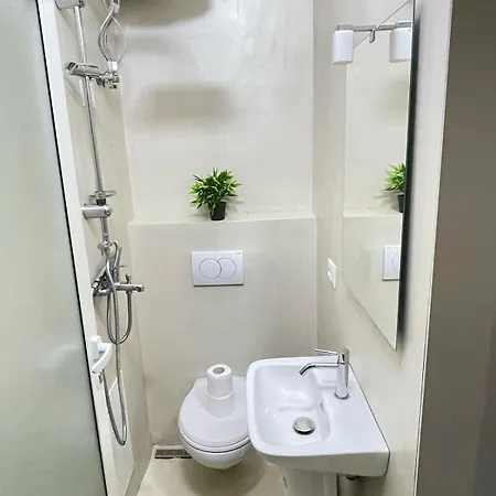 Place Square 21 Apartment Tirana