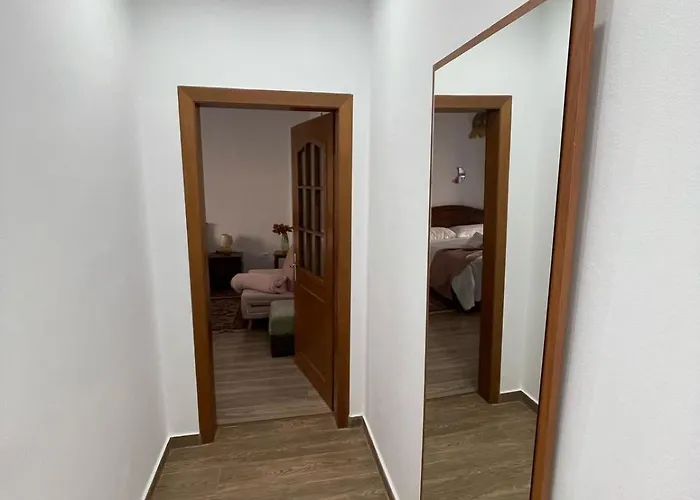 Place Square 21 Appartamento Tirana